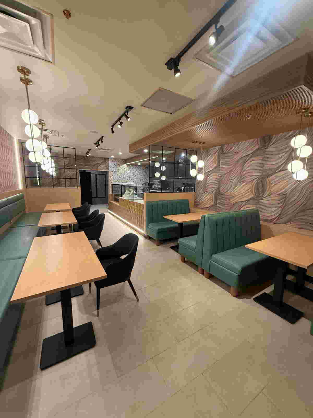 Zoya Cafe